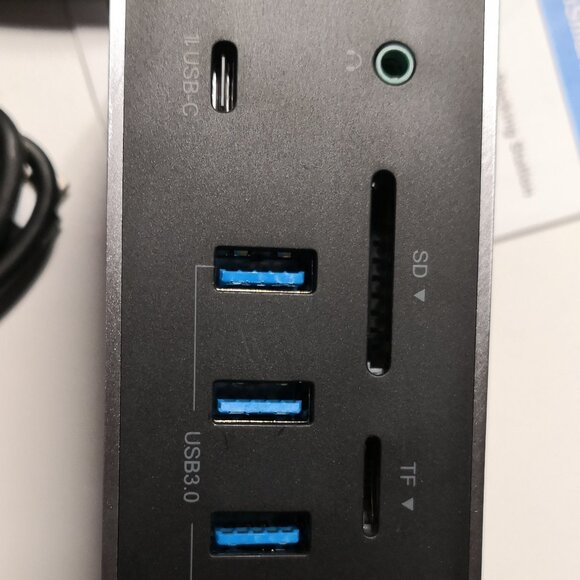 UtechSmart 19 in 1 Quadruple Display Laptop USB C Docking Station - Picture 4 of 15